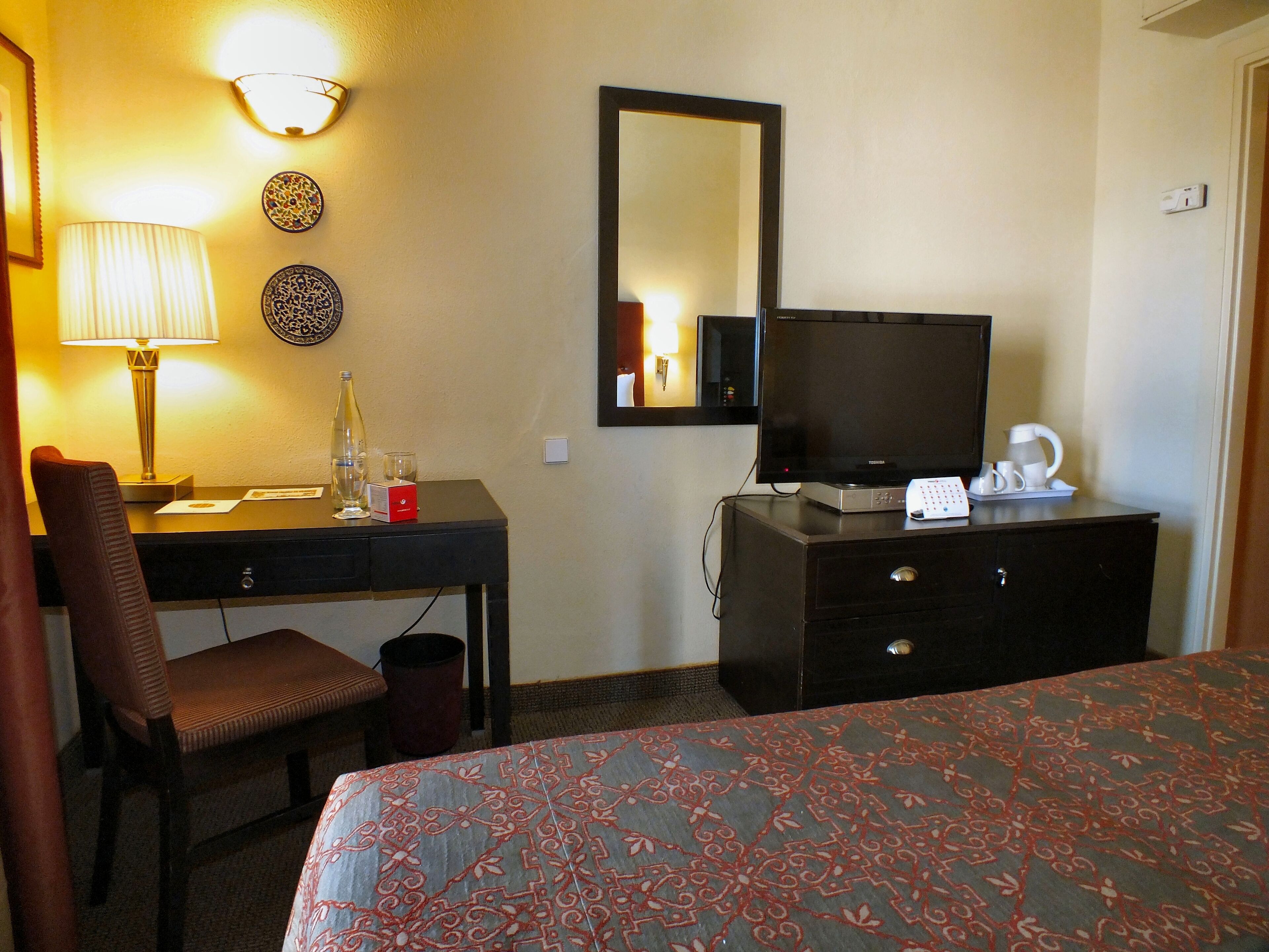 1 bedroom, in-room safe, desk, free wifi