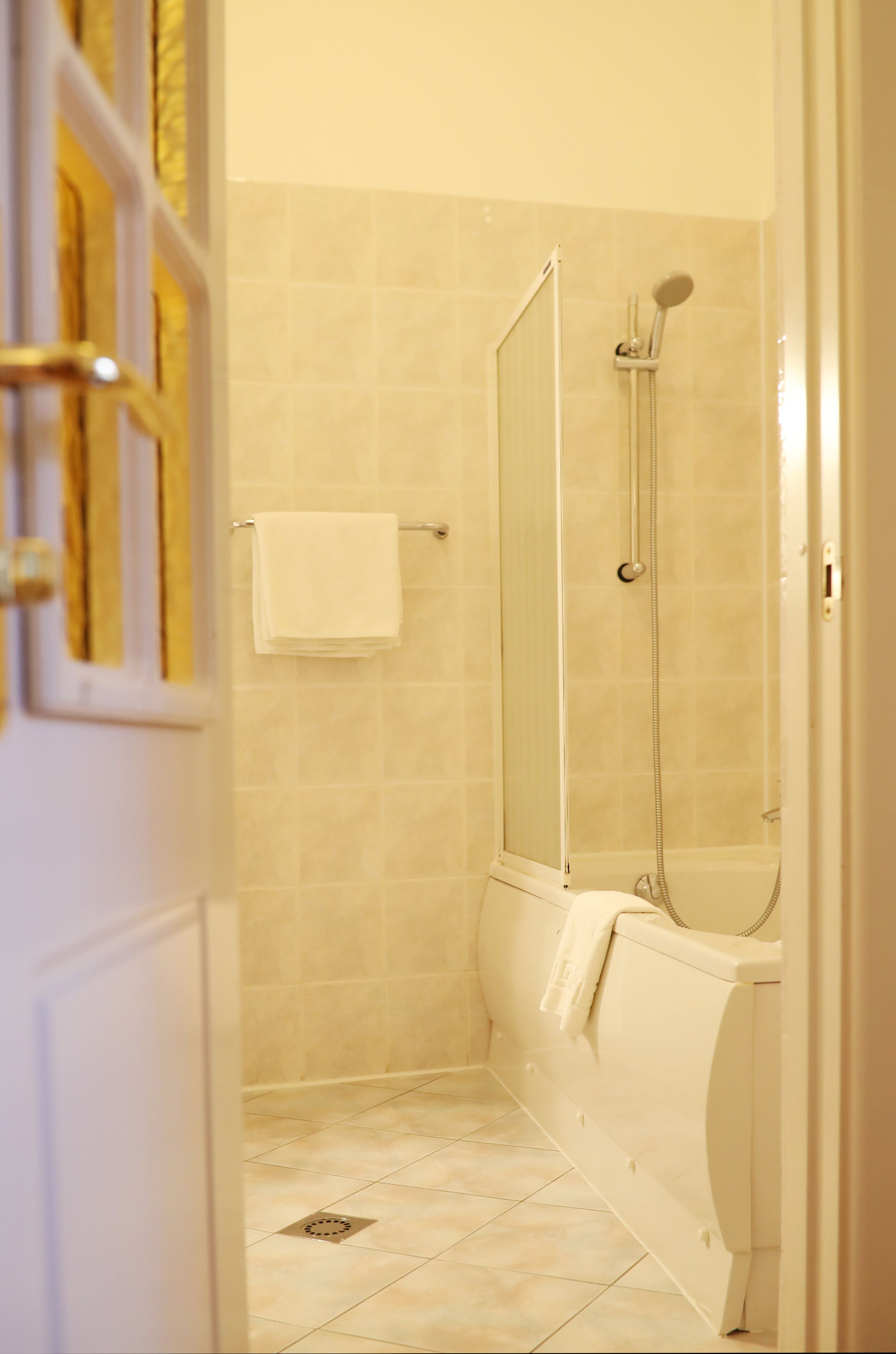 classic double room | bathroom | rainfall showerhead, designer toiletries, hair dryer, slippers
