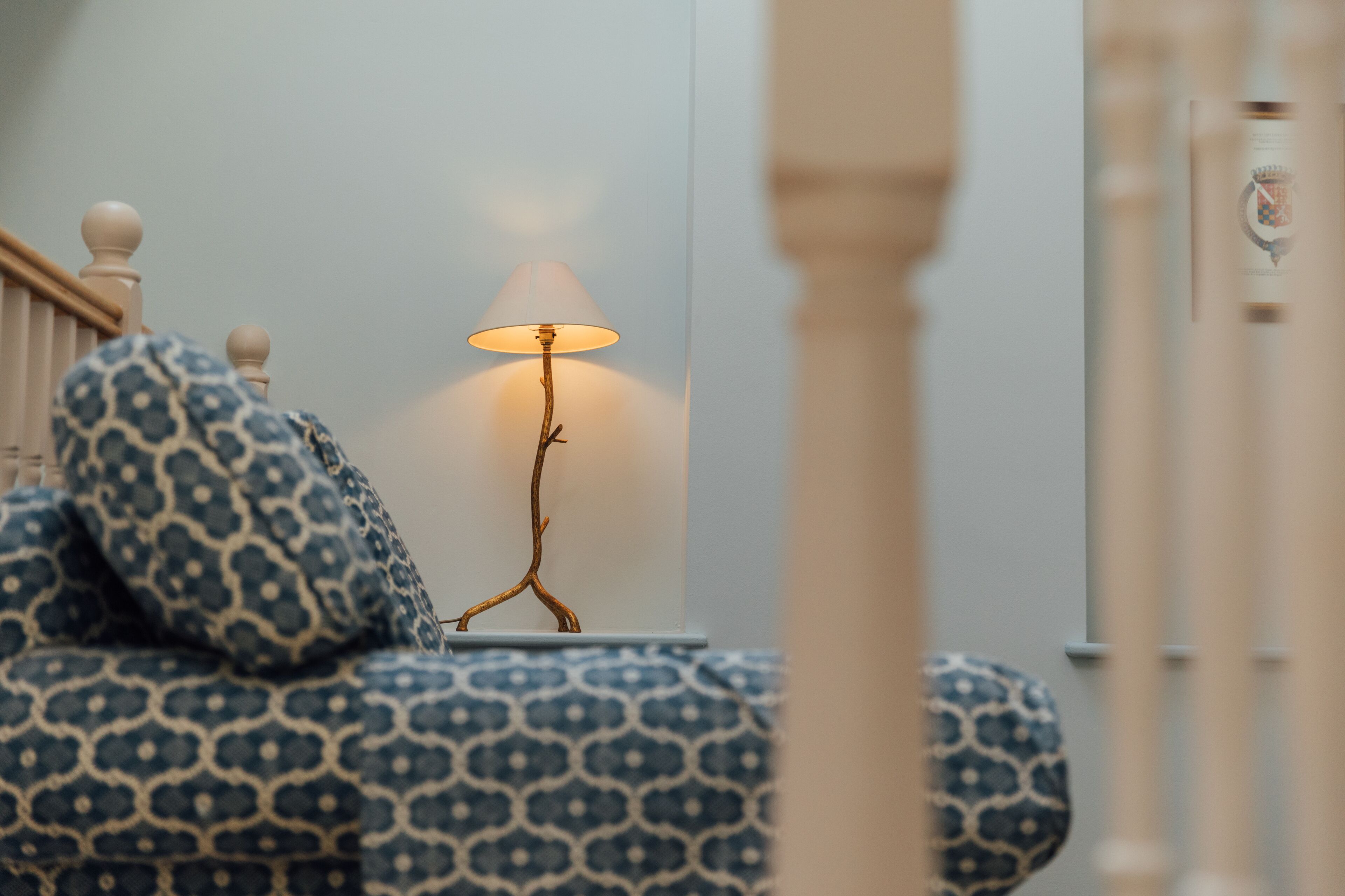 luxury cottage | living area | 40-inch led tv with digital channels, tv, netflix