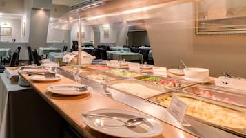 Tägliches inbegriffenes Frühstücksbuffet