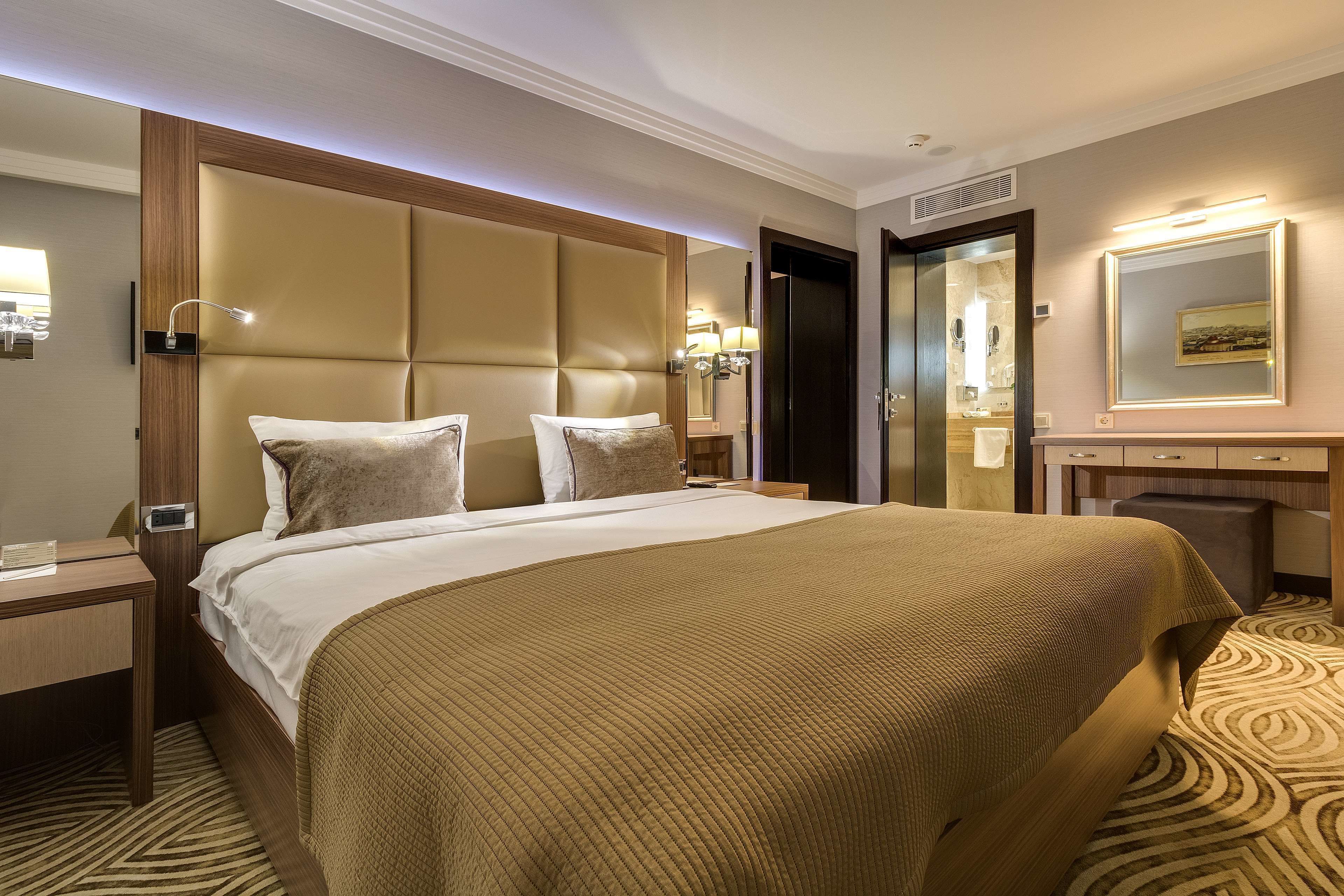 套房, 公園景觀 | 高級寢具、迷你吧、書桌、遮光布/窗簾