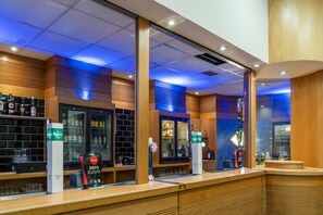 Bar (on property) - Carrington House Hotel (Bournemouth)