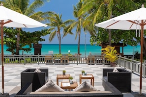 4 Bars/Lounges, Bar im Pool, Poolbar
