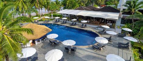 4 outdoor pools, open 8:00 AM to 8:00 PM, pool umbrellas, sun loungers