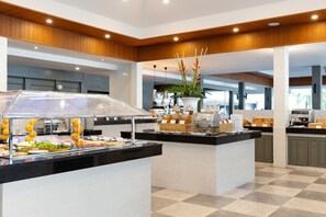 Daily buffet breakfast (THB 375 per person)