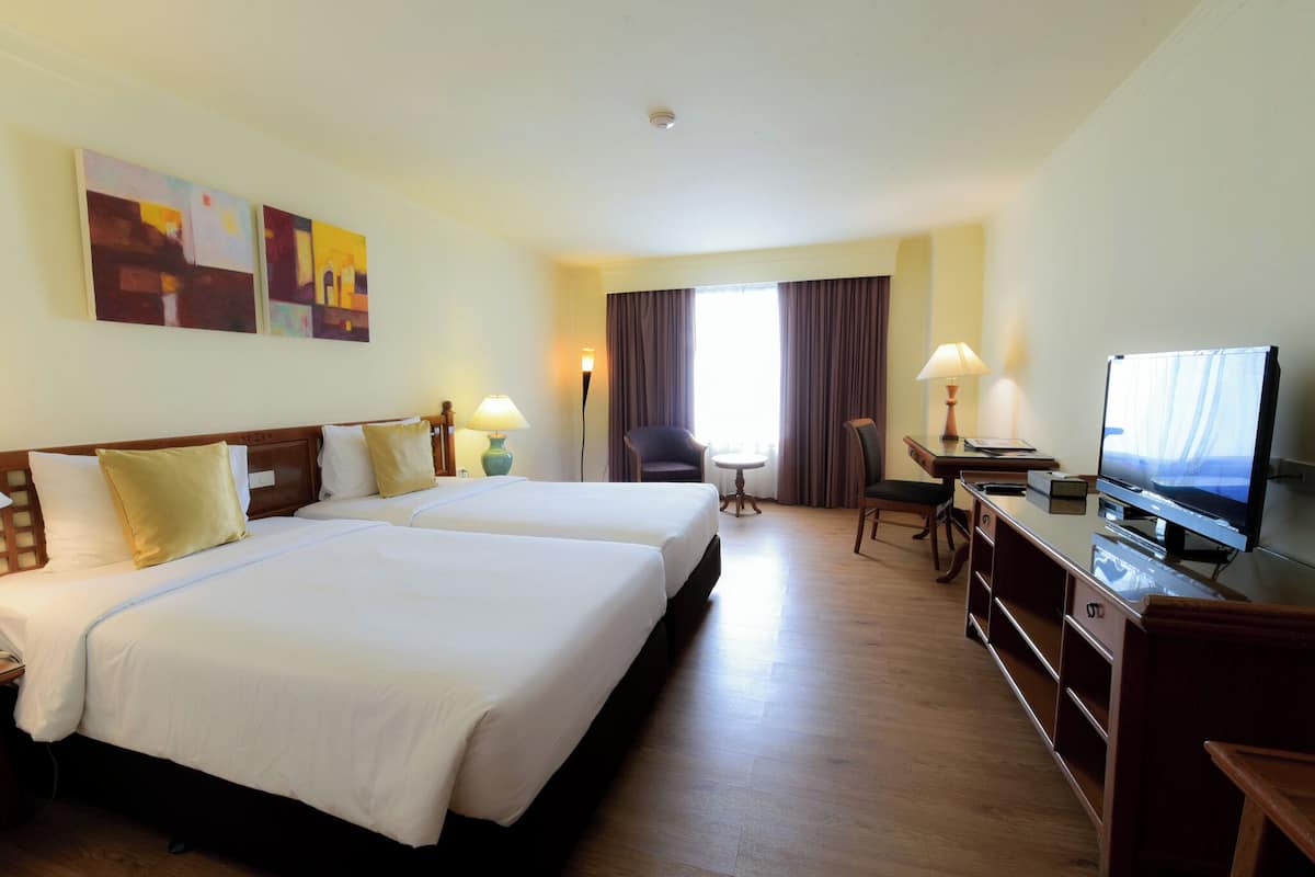 デラックス ツインルーム | 高級寝具、ミニバー、セーフティボックス (室内)、デスク