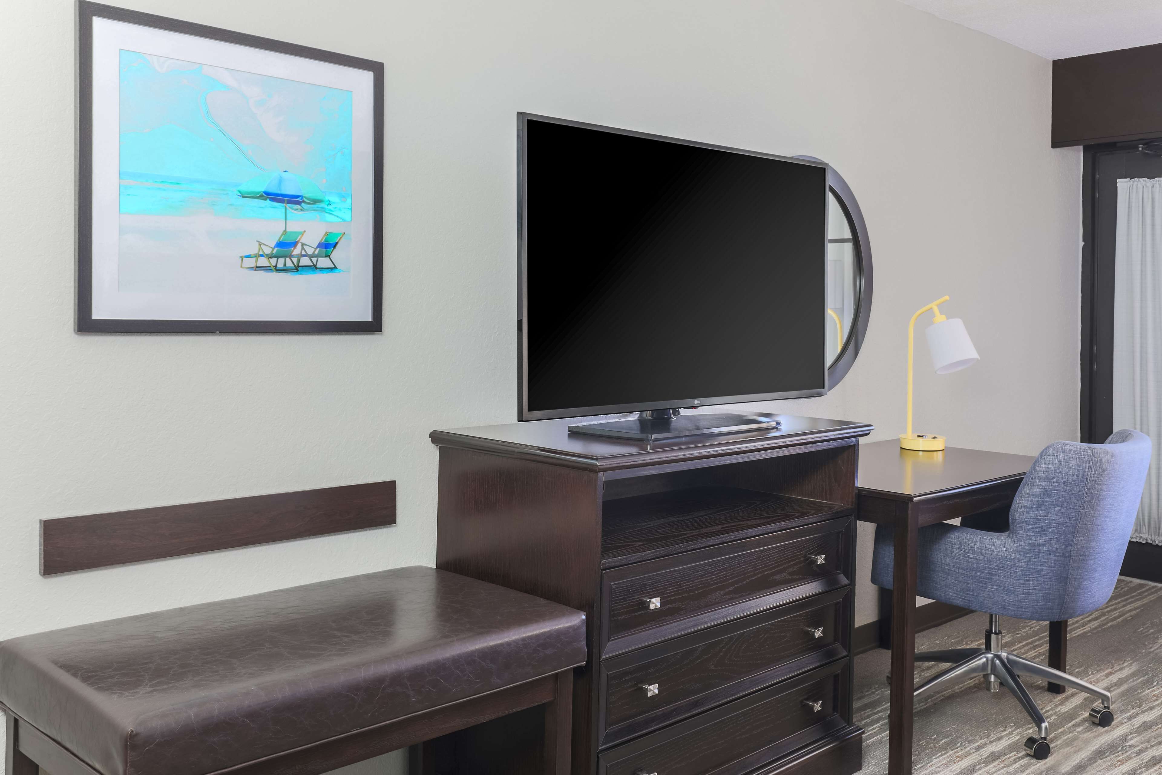 in-room safe, desk, laptop workspace, blackout curtains