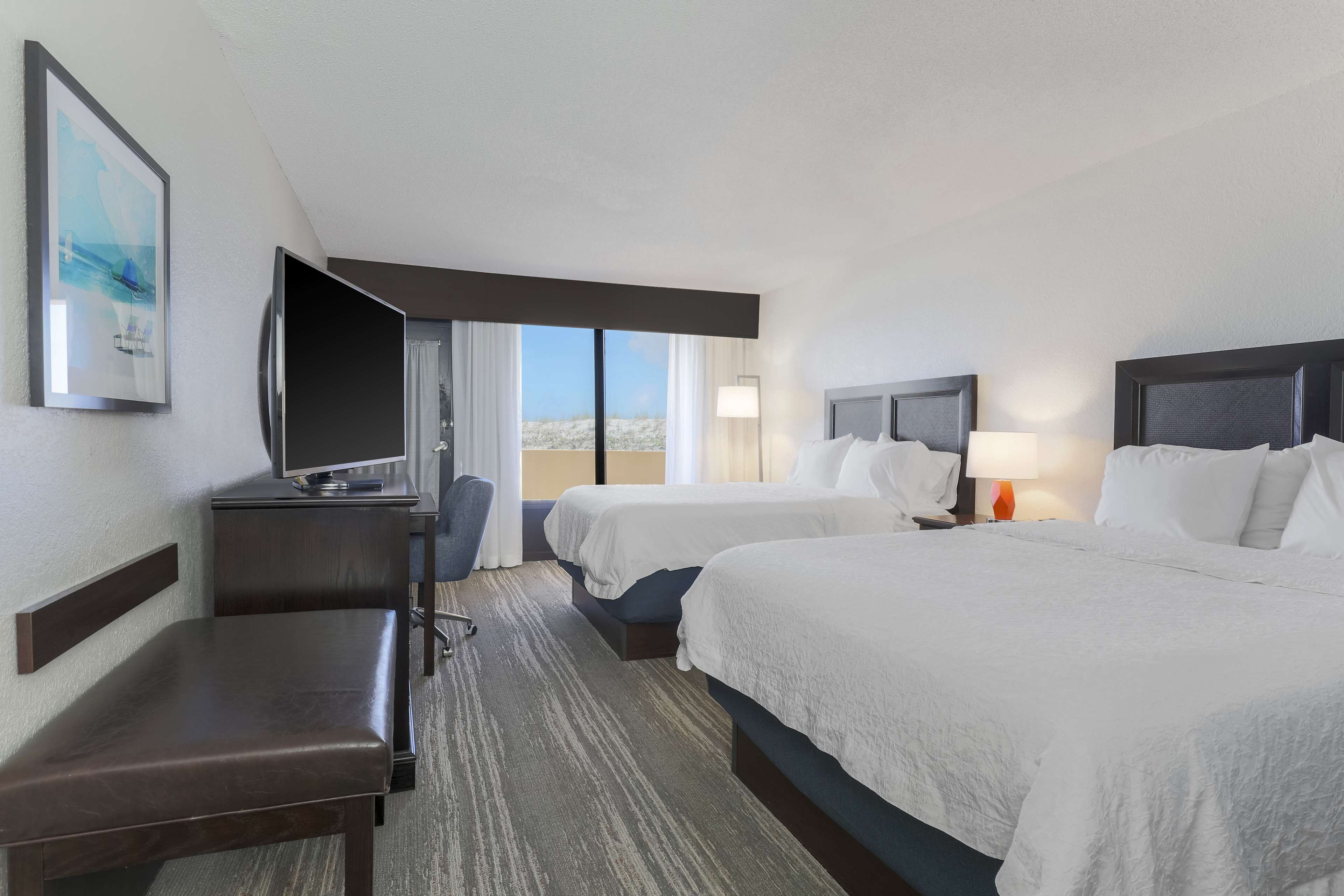 in-room safe, desk, laptop workspace, blackout curtains