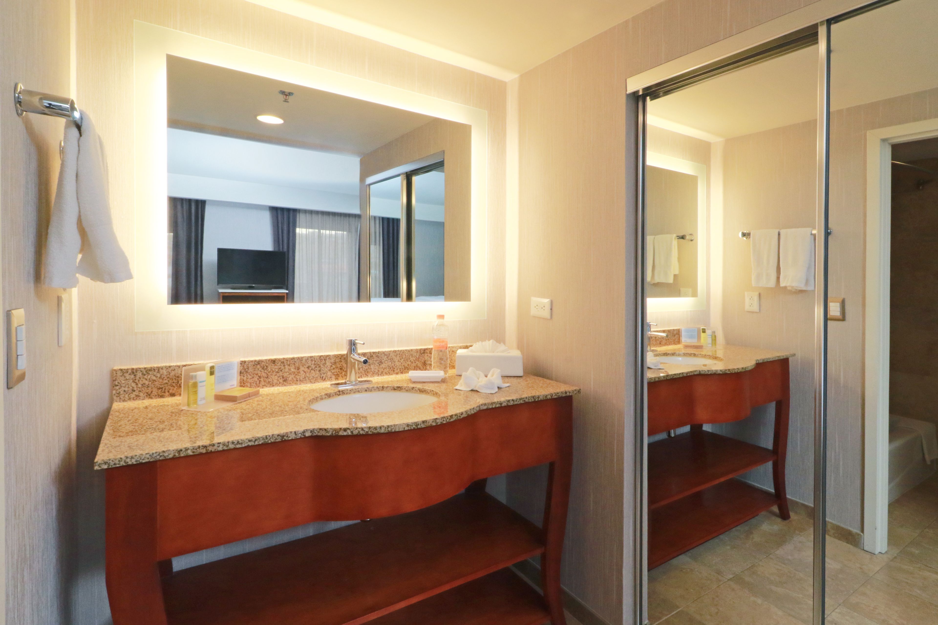 Foto - Hampton by Hilton Chihuahua