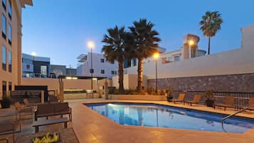 Alberca al aire libre