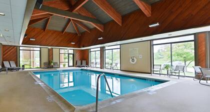 Hampton Inn Chicago-Carol Stream