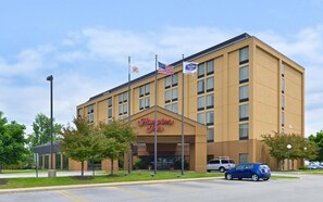 Exterior - Hampton Inn Chicago-Carol Stream (Carol Stream)