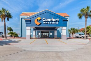 Exterior - Comfort Inn & Suites Portland - Corpus Christi (Portland)