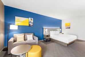 Room, 1 King Bed with Sofa bed, Roll-in Shower, Non Smoking (Accesible) | Desk, iron/ironing board, free WiFi, bed sheets