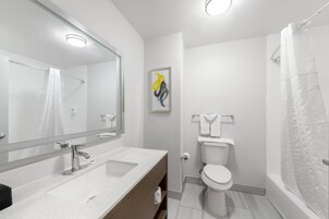 Room, 1 King Bed with Sofa bed, Non Smoking | Desk, iron/ironing board, free WiFi, bed sheets