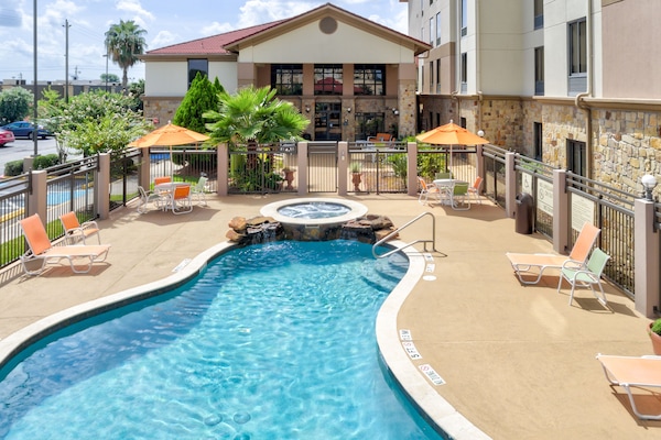 Piscina a l'aire lliure