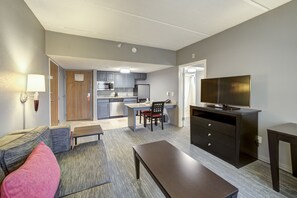 2 Queens Suite w/Sofabed & Kitchenette | Living area - Hampton Inn & Suites Houston/Clear Lake-Nasa Area (Webster)