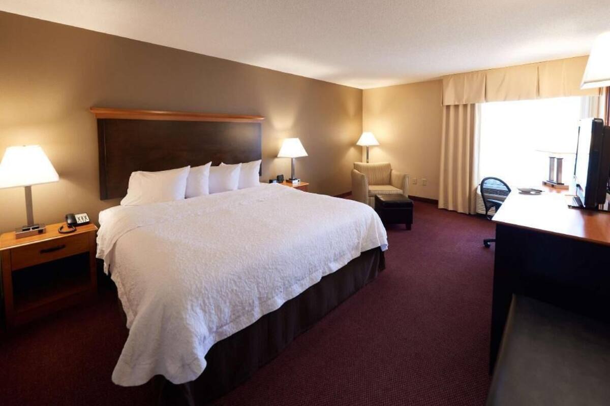 In-room safe, desk, iron/ironing board, free cots/infant beds