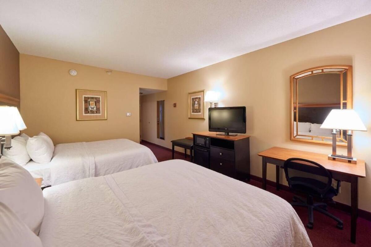In-room safe, desk, iron/ironing board, free cots/infant beds