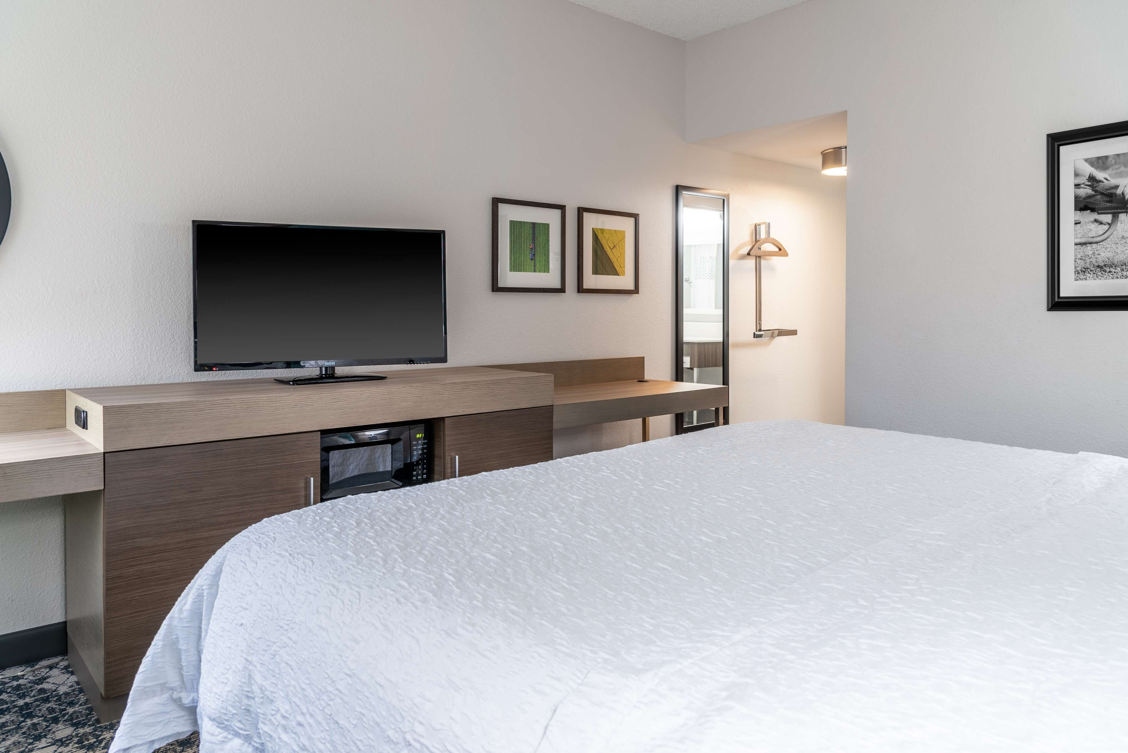 hypo-allergenic bedding, down duvets, pillow-top beds, minibar