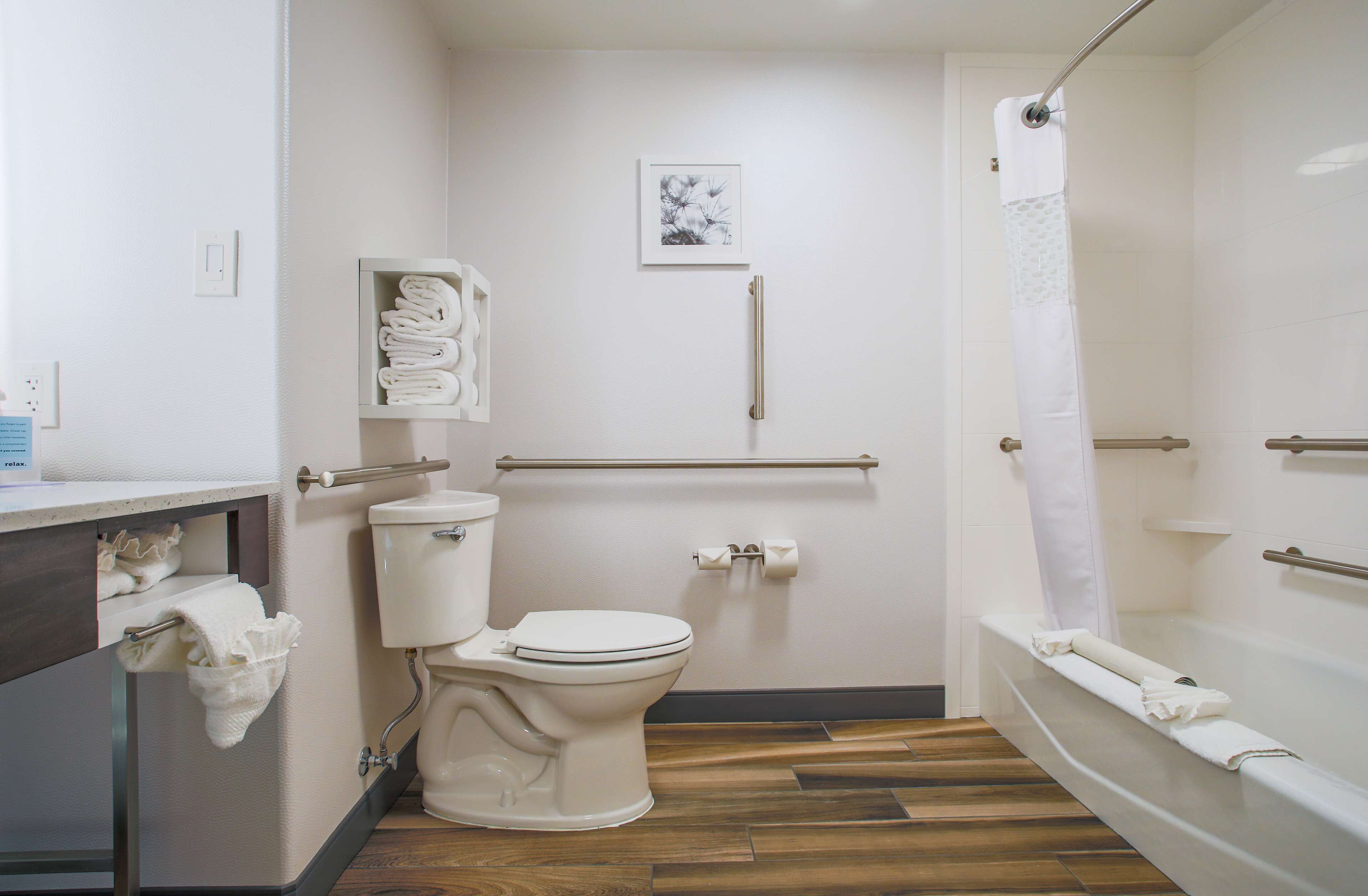 room, 2 queen beds, accessible, non smoking | bathroom | free toiletries, hair dryer, towels