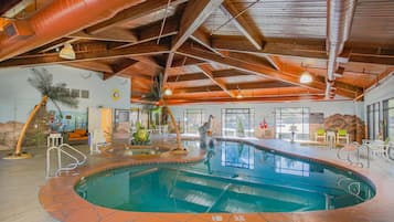 Indoor pool, pool loungers