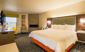 Room, 1 King Bed, Non Smoking, Fireplace | In-room safe, laptop workspace, iron/ironing board