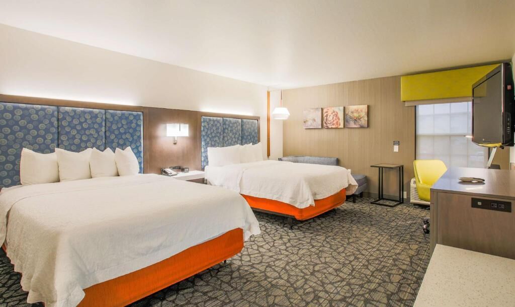 In-room safe, laptop workspace, iron/ironing board