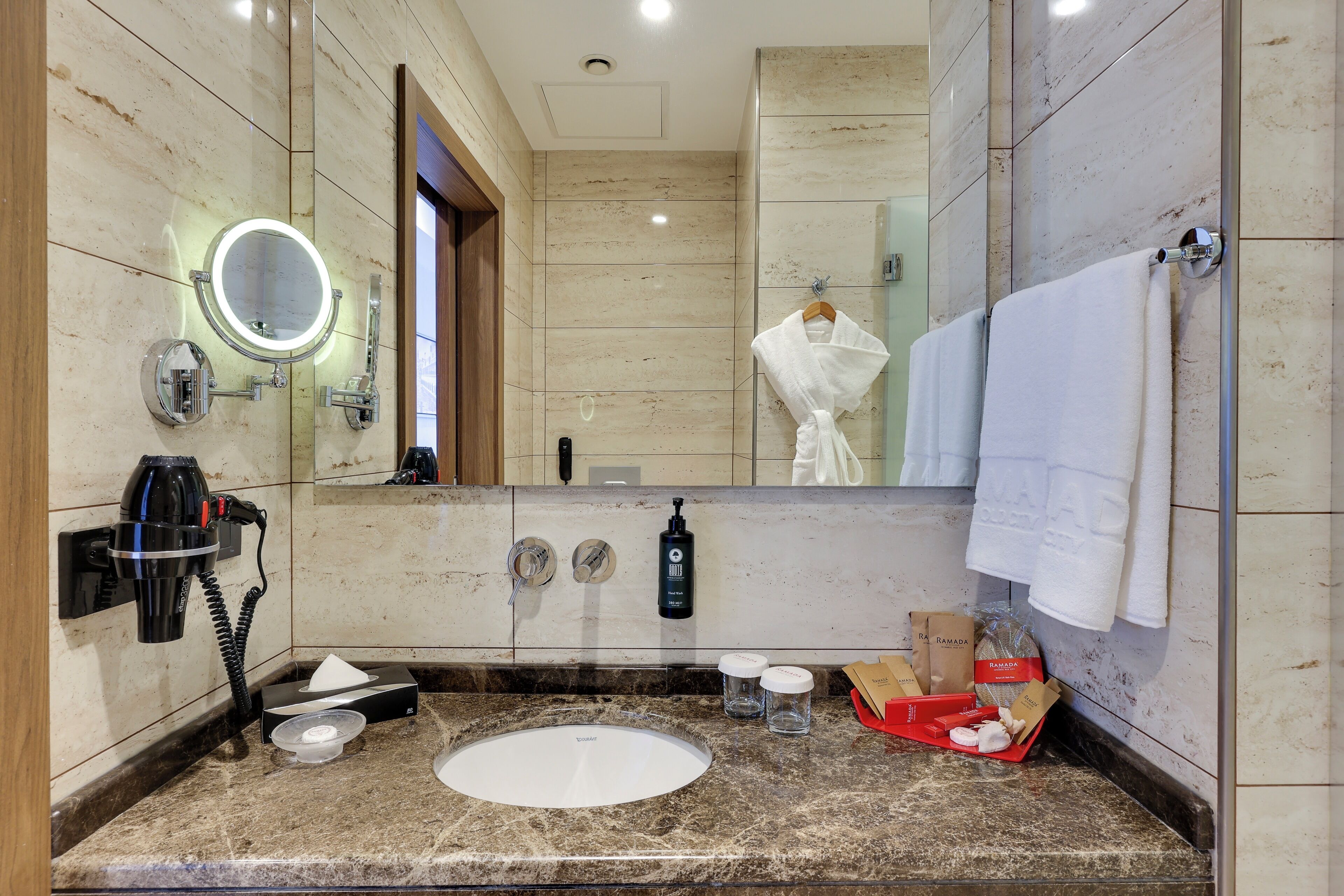 Foto - Ramada by Wyndham Istanbul Old City