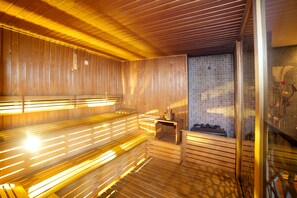 Couples treatment rooms, Turkish bath, deep-tissue massages