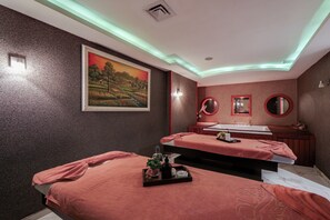 Couples treatment rooms, Turkish bath, deep-tissue massages