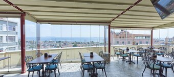 Sunlight Hotel