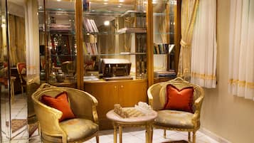 Sala de estar en el lobby