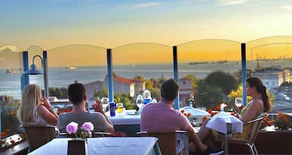 Blue House Hotel