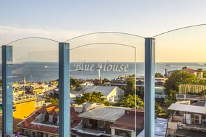 Lunch, dinner served; Turkish cuisine, ocean views