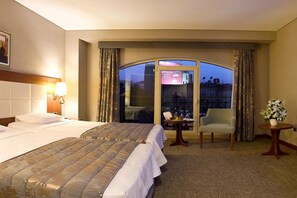 In-room safe, blackout drapes, soundproofing, free WiFi