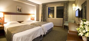 In-room safe, blackout curtains, soundproofing, free WiFi - Innpera Hotel (Istanbul)