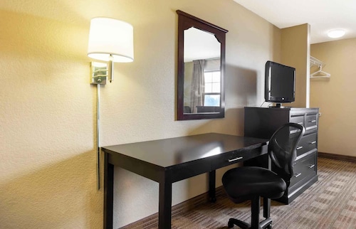 Extended Stay America Suites Chicago Skokie