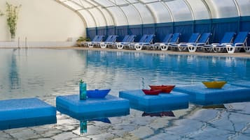 Indoor pool, outdoor pool