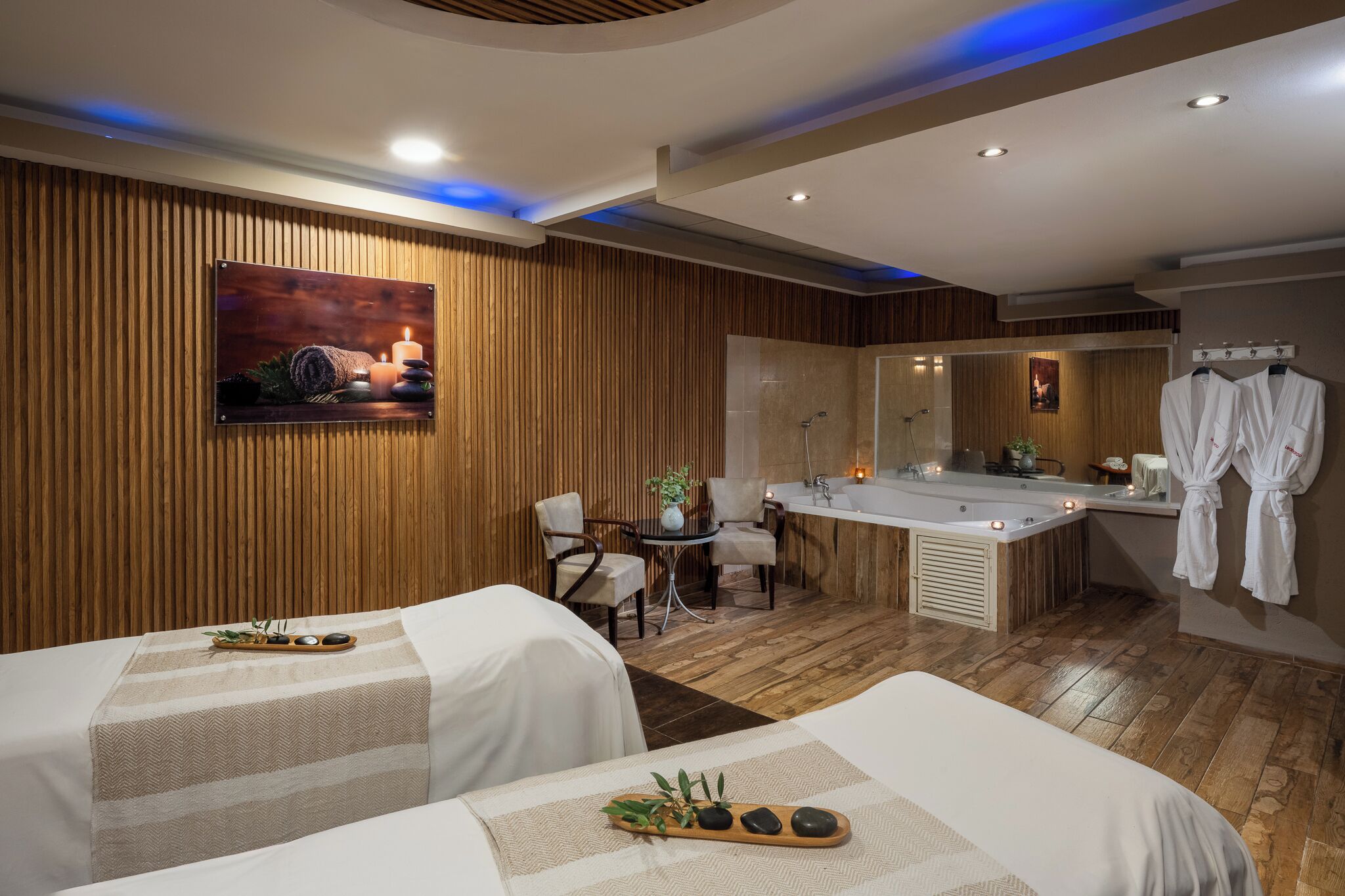 Massage mô sâu, massage Thụy Điển, 4 phòng trị liệu, dịch vụ massage 