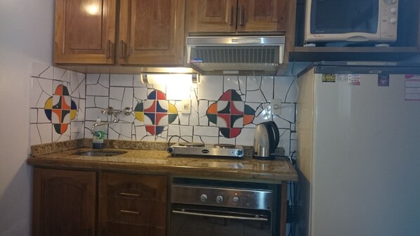 豪華套房, 2 間臥室, 2 間浴室 | 私人廚房 | 雪櫃、微波爐、爐具、咖啡機/沖茶器