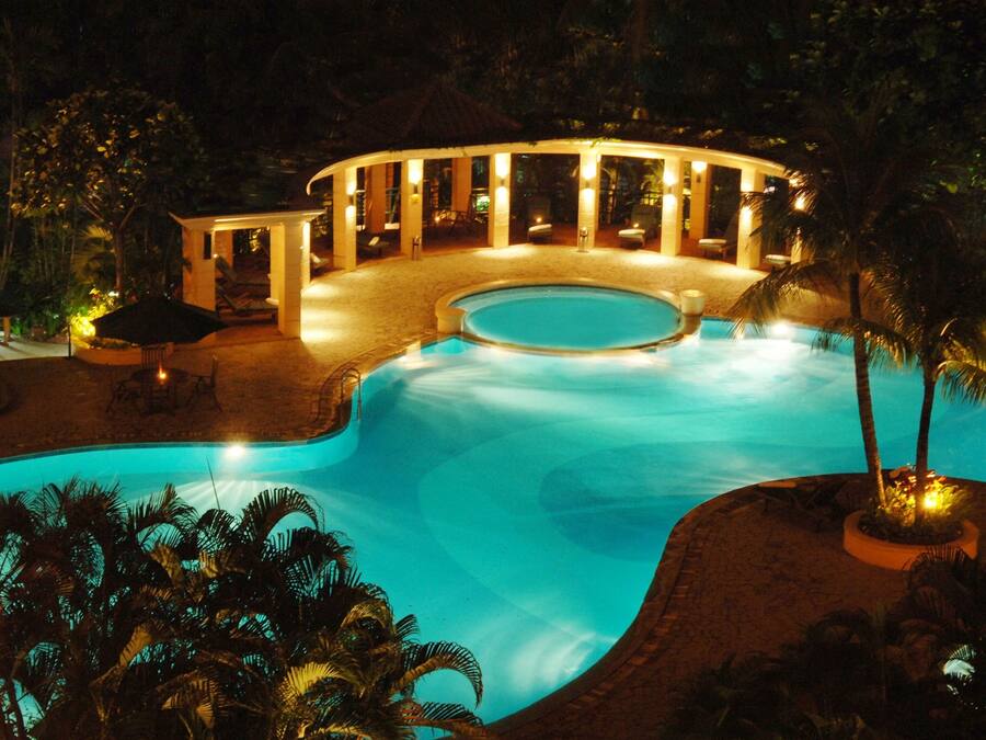 Outdoor pool, pool loungers