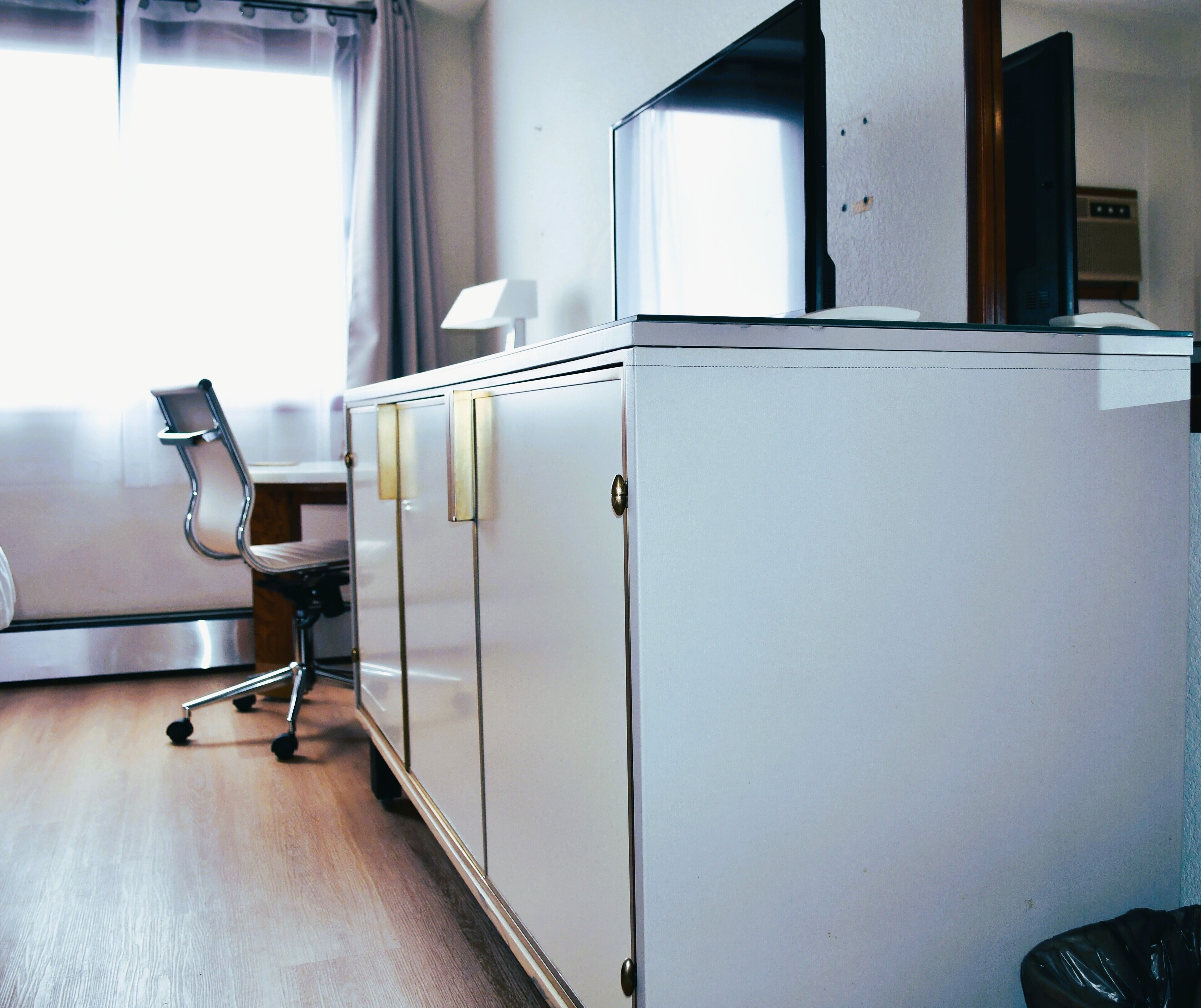 Desk, blackout drapes, rollaway beds, free WiFi