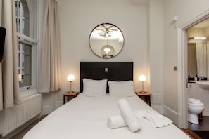 Bathroom - Kensington House Hotel (London)