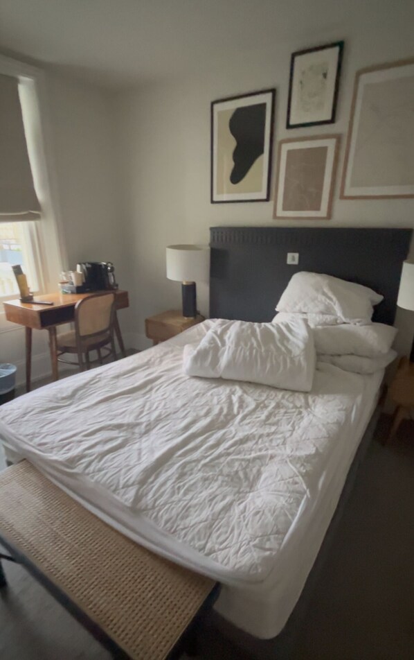 Miscellaneous - Kensington House Hotel (London)