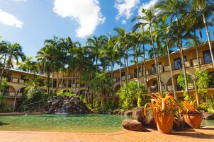 2 piscinas al aire libre, sillones reclinables de piscina