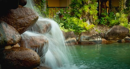 Palm Royale Cairns