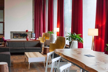 37-inch LCD TV with cable channels, TV, iPod dock