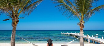 Wyndham Reef Resort Grand Cayman