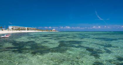 The Reef Beach Resort, East End, Grand Cayman